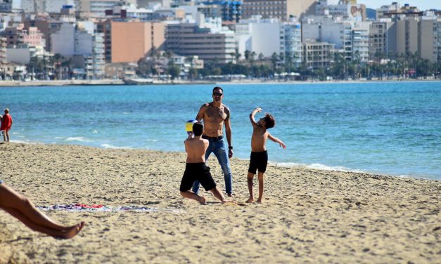 Baleares, tercer destino nacional con mejor percepción para viajar en verano, por detrás de Canarias y Andalucía