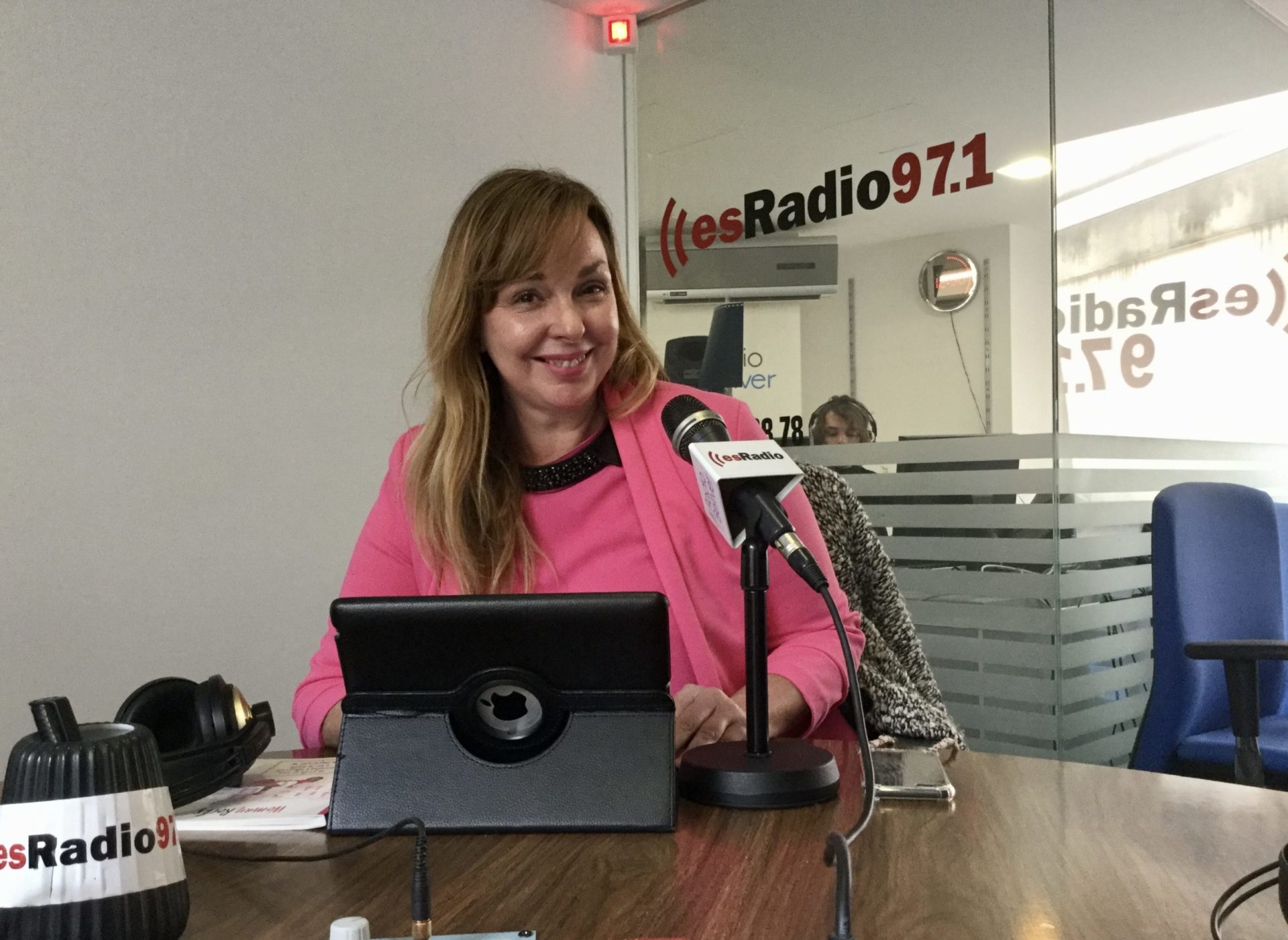 esRadio inaugura sus foros en clave femenina