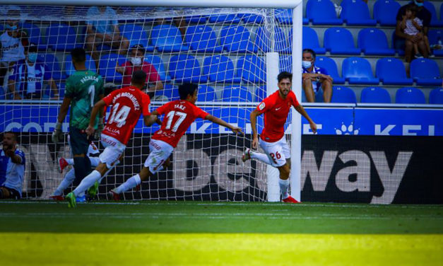 Un gol del debutante Fer Niño da el triunfo al RCD Mallorca frente al Alavés en Mendizorroza