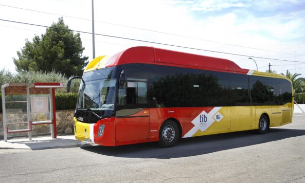 La demanda de los viajes en bus del TIB de julio ha superado casi en un 60% a la de junio