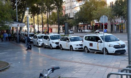 Cort abre el plazo para que los taxistas pidan ayudas para incorporar vehículos accesibles y elementos de seguridad