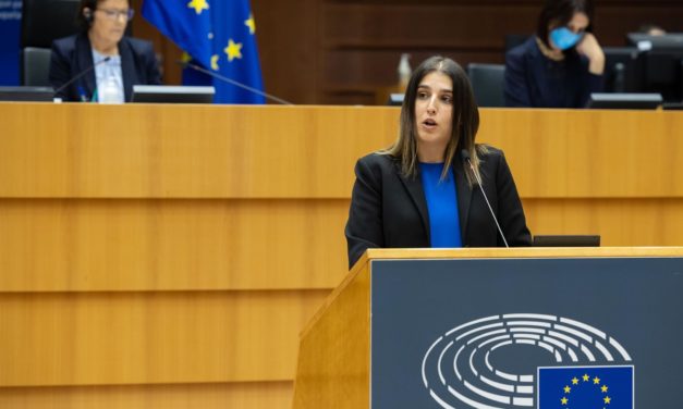 Homs defiende en el Parlamento Europeo la suspensión de las represalias de EEUU al sector del calzado, liderado por empresas de Valencia y Baleares