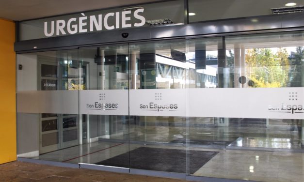 Herido grave un hombre tras una caída desde un tercer piso en Palma