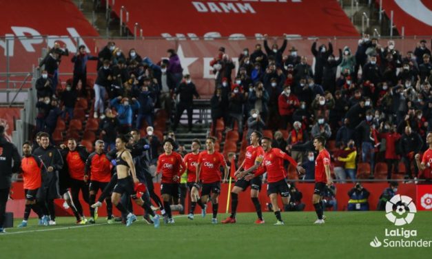 El Mallorca da un golpe a la clasificación y logra un trabajado triunfo ante el Athletic en Son Moix (3-2)
