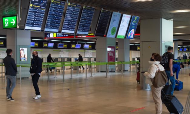 Los aeropuertos de Baleares operan este lunes de Pascua 170 vuelos menos que en 2022