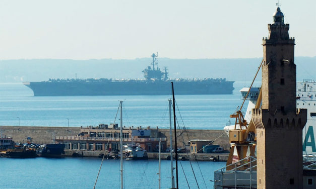 El portaviones nuclear USS Harry S. Truman ya está en la bahía de Palma