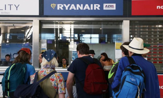 Los sindicatos de Ryanair anuncian 12 nuevas jornadas de huelga en julio