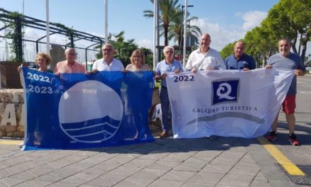Alcudiamar recibe la bandera azul por su «calidad del agua, seguridad, instalaciones y condiciones ambientales»