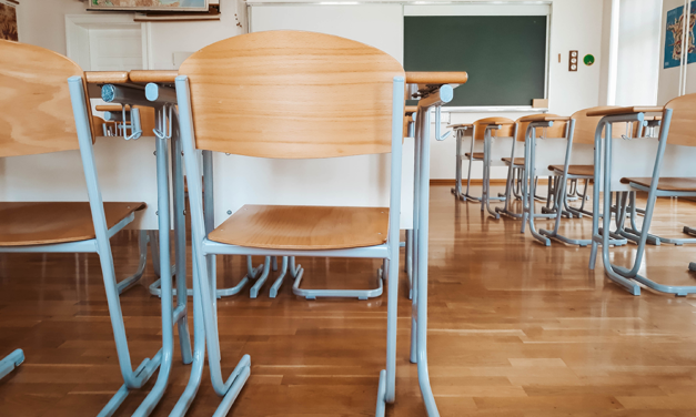 UOB Ensenyament lamenta la “situación de precariedad” de los docentes que trabajan a media jornada