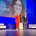 Isabel Díaz Ayuso, en Palma, con Marga Prohens y Eduardo Inda.