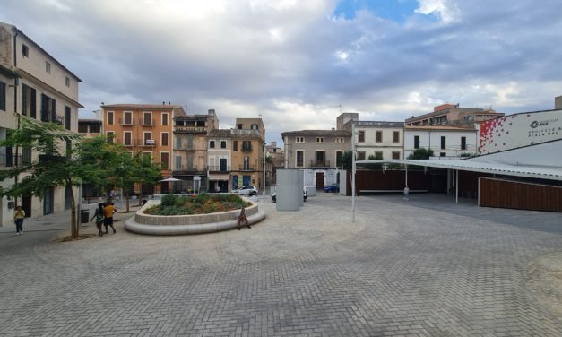 El Ajuntament d’Inca inaugura la plaza del Mercat Cobert tras su reforma