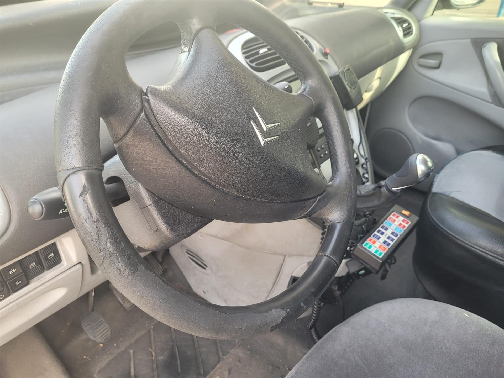 cOCHE POLICIAL