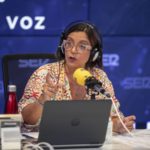 Àngels Barceló, en el estudio de la Cadena SER.
