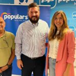 Jaume Llompart, en el centro de la imagen, junto a Sebastià Frau y Odette Torres. - PP