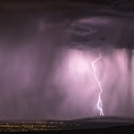 Imagen de achivo de una tormenta en el desierto.