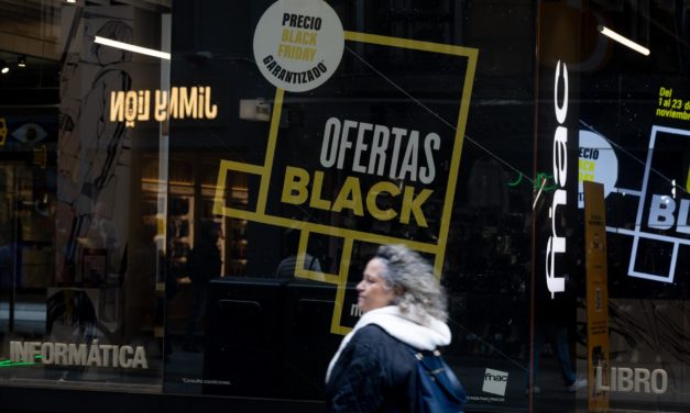 El 44% de los baleares prevé hacer compras en el Black Friday, con un gasto de 319 euros, según un estudio de Cetelem