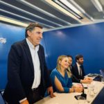 La presidenta del PP balear, Marga Prohens, abre las jornadas de formación de los equipos de campaña del PP de Baleares para las elecciones de 2023, junto al secretario nacional de Formación del PP, José Antonio Bermúdez de Castro - PP BALEARES