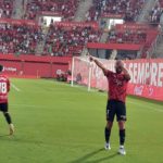 Muriqi celebra un gol en Son Moix.