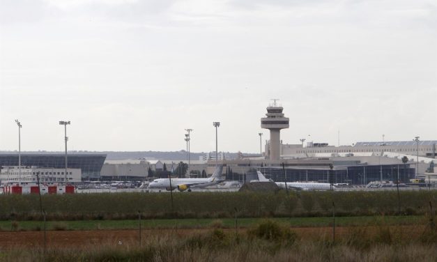 Los aeropuertos de Baleares operarán un total de 1.131 vuelos este fin de semana, casi un 6% menos que el de hace un año