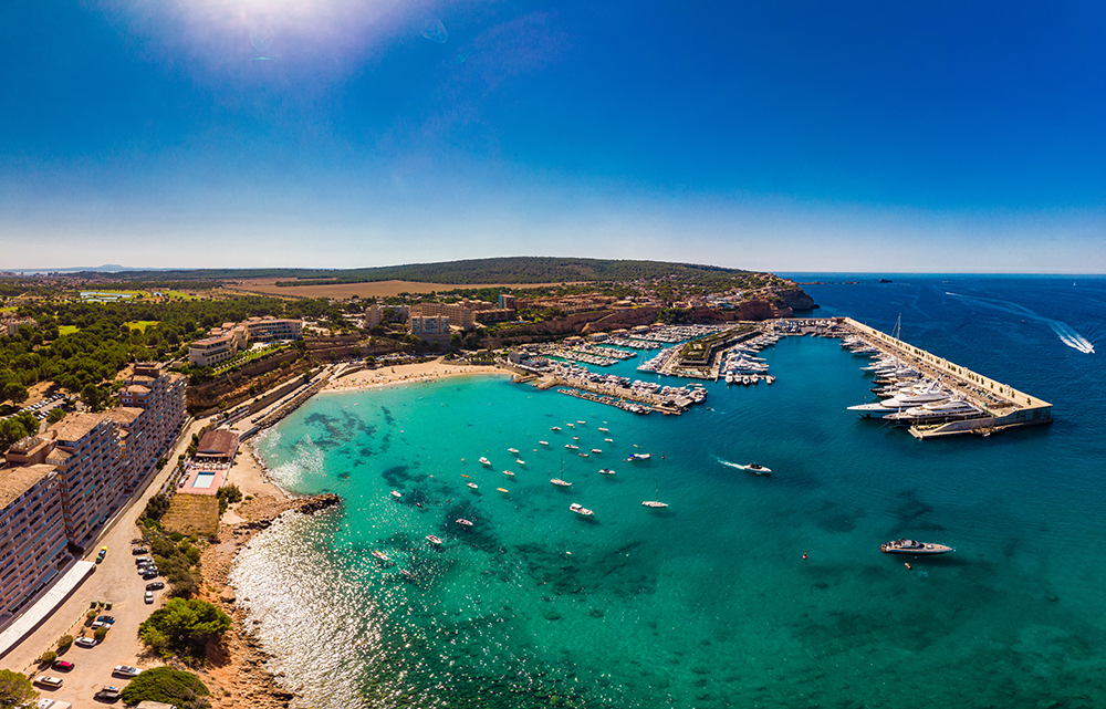 Vista aérea de Port Adriano (Mallorca).