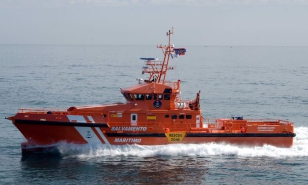 Interceptada una patera con 20 migrantes a bordo en aguas de Cabrera