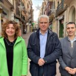 El portavoz de El PI, Josep Melià, la portavoz de la formación en el Consell, Xisca Mora, y el candidato del partido al Ayuntamiento de Palma, Carles Cabrera. - EL PI