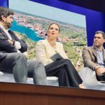 La presidenta del PP balear, Marga Prohens, interviene en una de las mesas de presidentes regionales, en el acto de presentación de candidatos de Zaragoza. - PP BALEARES