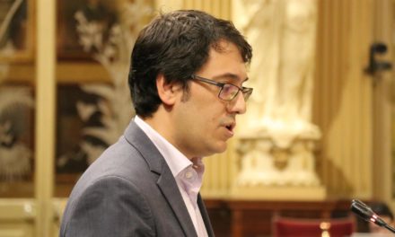 Negueruela dice que la concesión de 120.000 metros del Puerto de Palma a una empresa gallega es “legal y transparente”