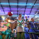 Una carroza con un animado grupo de marcianos desfila por las calles de Palma - ISAAC BUJ-EUROPA PRESS