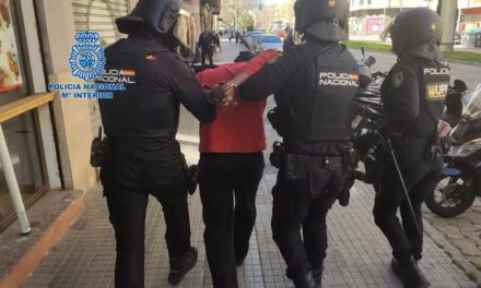 La Policía Nacional detiene en Palma a un fugitivo buscado por homicidio