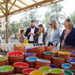 La presidenta del PP en Baleares, Marga Prohens, visita la tradicional Fira del Fang de Marratxí, acompañada por el candidato del Partido a la alcaldía del municipio, Jaume Llompart - PP
