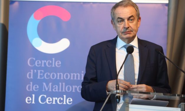 Zapatero: “La izquierda va a salir bien de las elecciones porque la derecha ofrece una alternativa muy poco atractiva”