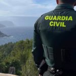 Localizan a 11 migrantes en la playa de Ses Salines tras llegar a Mallorca en patera