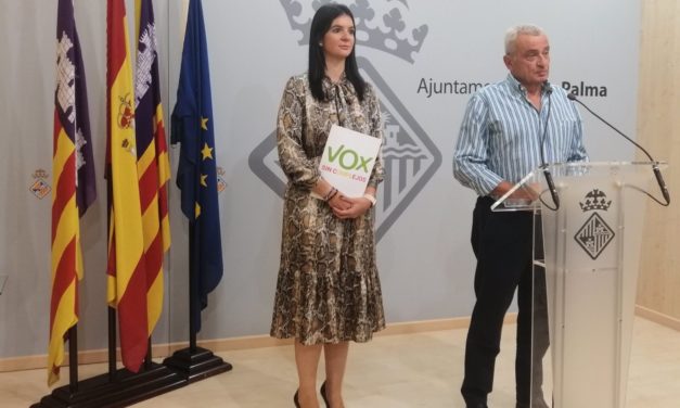 Vox Palma presenta su lista para las elecciones municipales, con Fulgencio Coll al frente