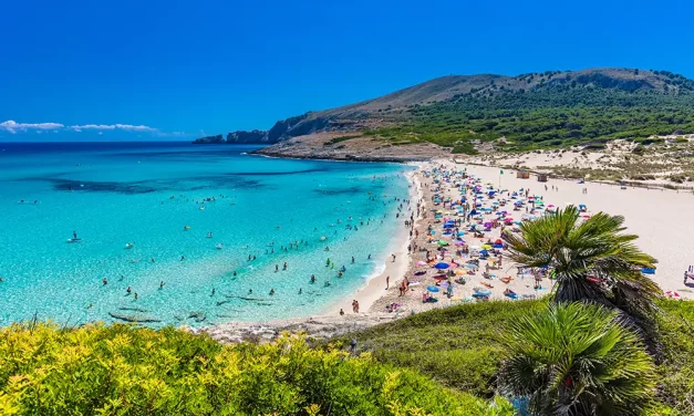 Baleares tendrá este año 28 playas sin humo