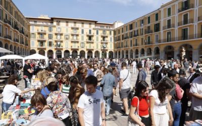 Los libros salen este martes a las calles de Palma para celebrar Sant Jordi