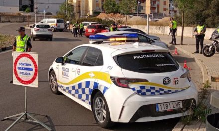 La Policía Local de Palma imputa penalmente a cinco conductores y levanta 14 actas de sanción por botellón