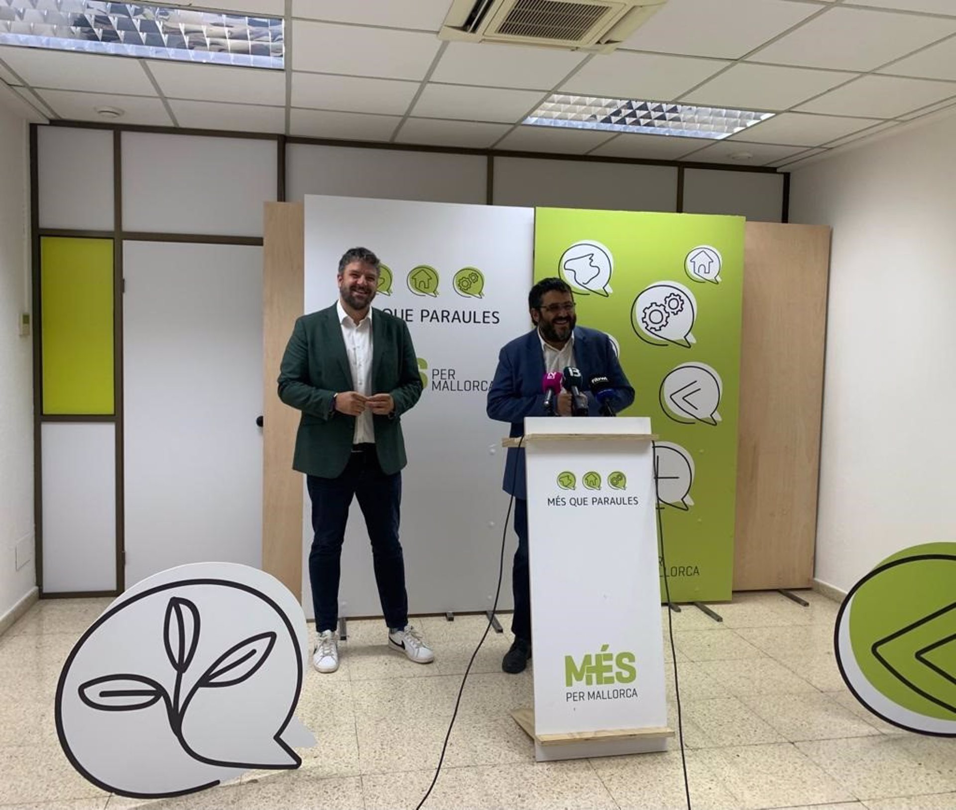 Més