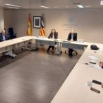 Reunión de la Autoridad Portuaria de Baleares (APB) con colectivos vecinales para ofrecerles a los vecinos del paseo Marítimo conectarse a las acometidas de aguas pluviales y fecales.