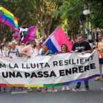 Miles de personas recorren el centro de Palma en la manifestación del Día del Orgullo LGTBI 2023 - EUROPA PRESS/TOMÁS MOYÀ