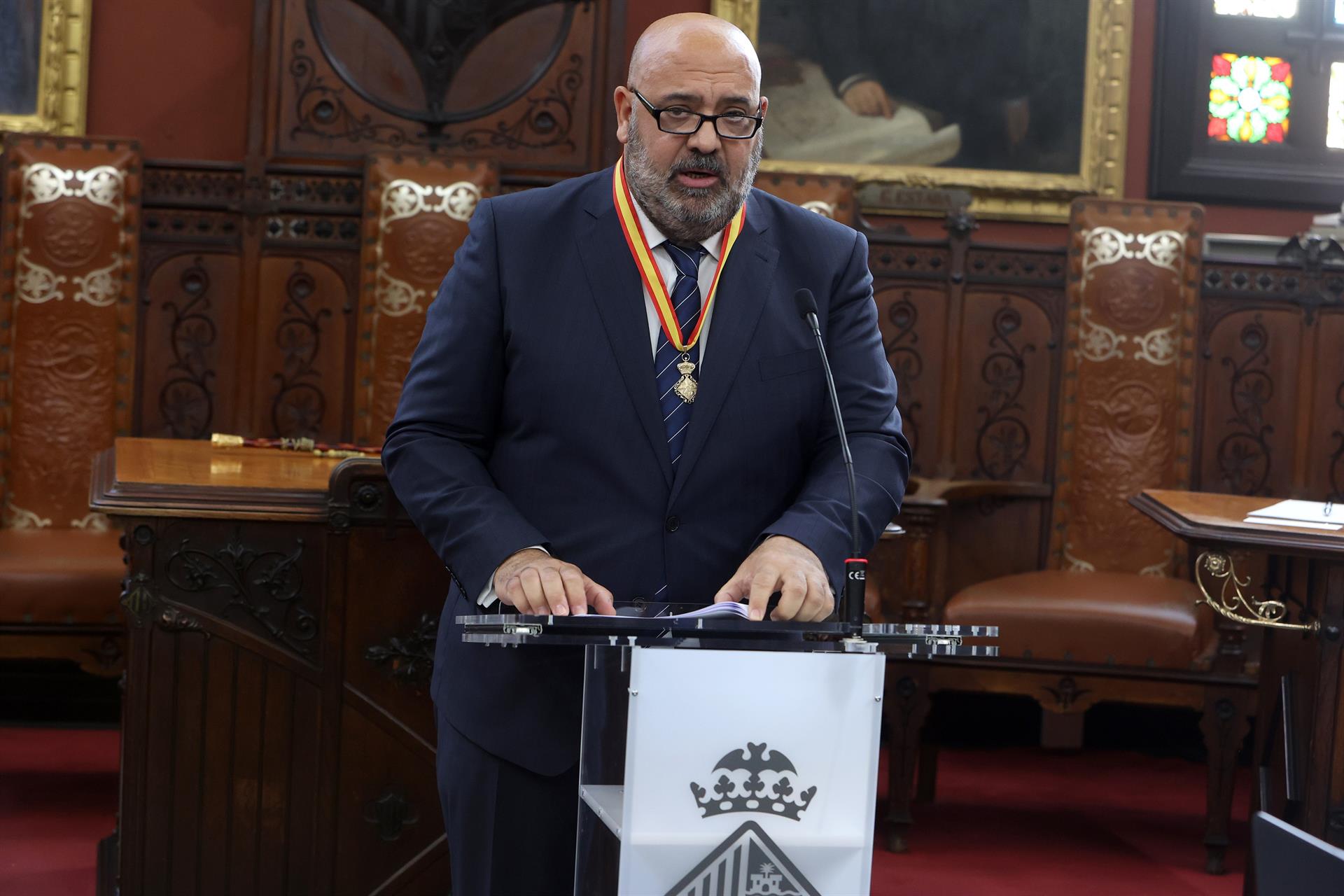 El nuevo alcalde de Palma, Jaime Martínez Llabrés, durante su discurso de investidura. - ISAAC BUJ-EUROPA PRESS