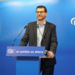 El portavoz de campaña del PP balear, Sebastià Sagreras, en rueda de prensa.
