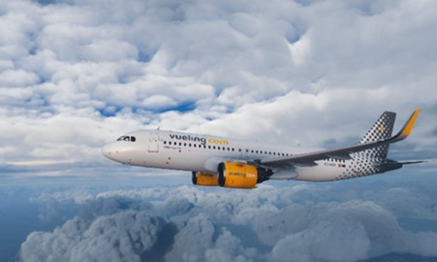 Vueling transporta a más de 100.000 consumidores que eligen volar con Combustible Sostenible de Aviación durante el último año