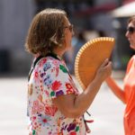 Mujer con Abanico