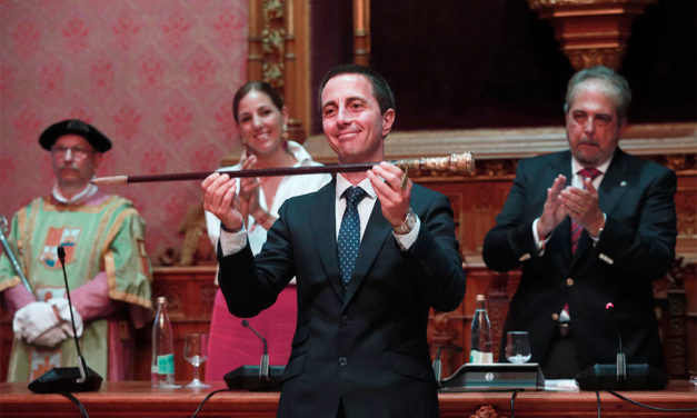 Llorenç Galmés es elegido presidente del Consell de Mallorca, con el respaldo de PP y Vox