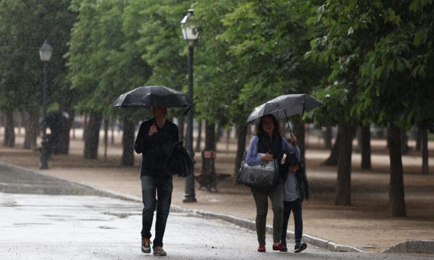 Las lluvias provocan 24 incidencias en Baleares, la mayoría por inundaciones en bajos y en la calle