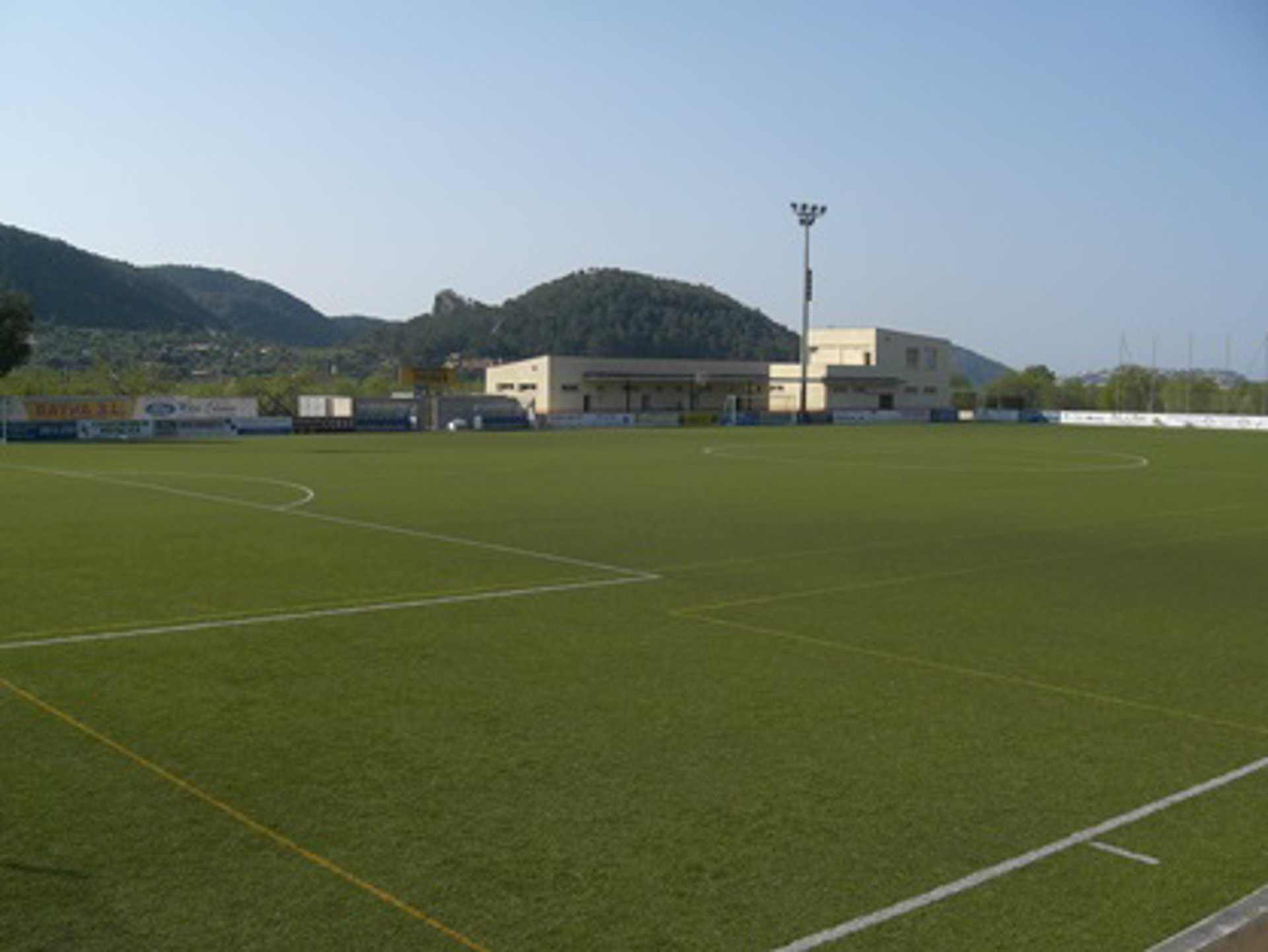 Campo de fútbol municipal de 'Sa Plana' en Andratx - AYUNTAMIENTO DE ANDRATX