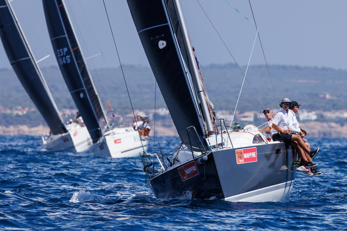 Un momento de una regata de la Copa del Rey.