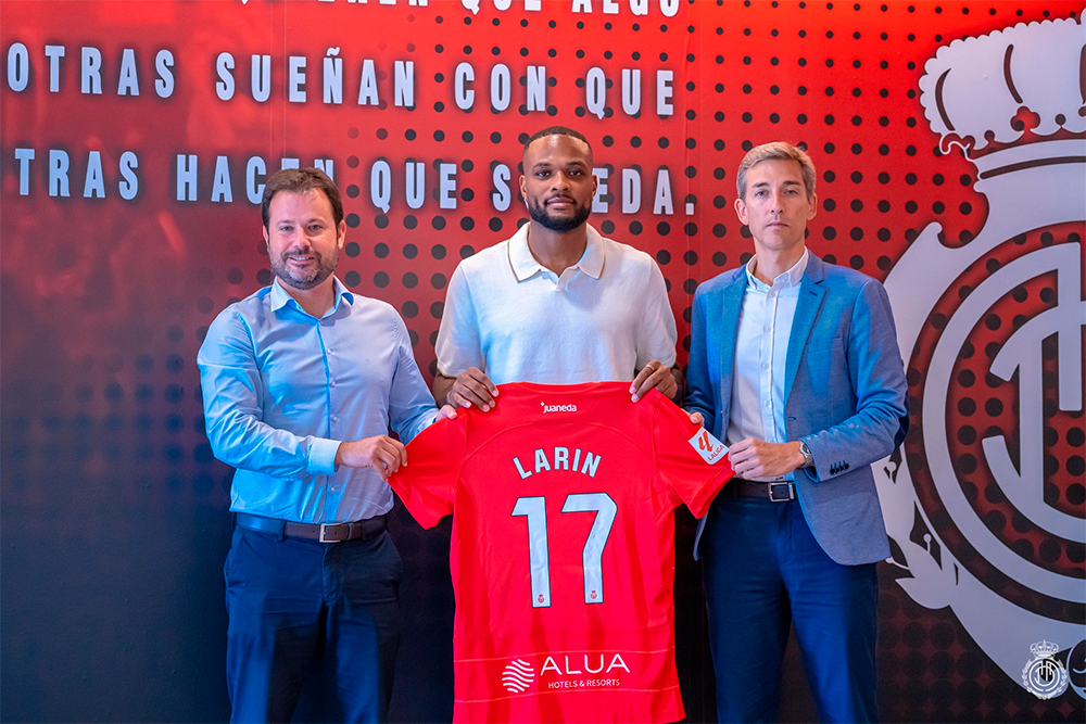 El RCD Mallorca y el Real Valladolid han alcanzado un acuerdo para el traspaso de Cyle Larin.