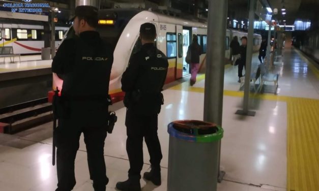 Una detenida por portar pastillas de éxtasis y hachís y otra por robo con violencia en la Estación Intermodal